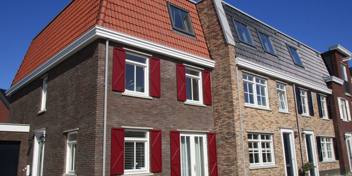 Nieuwbouw 100 woningen, Haarzicht, Vleuten | Dakpan: Modula gewolkt engobe en zwart edel-engobe | Aannemer: Bunnik Bouw, IJsselstein | Dakdekker: de Utrecht, utrecht