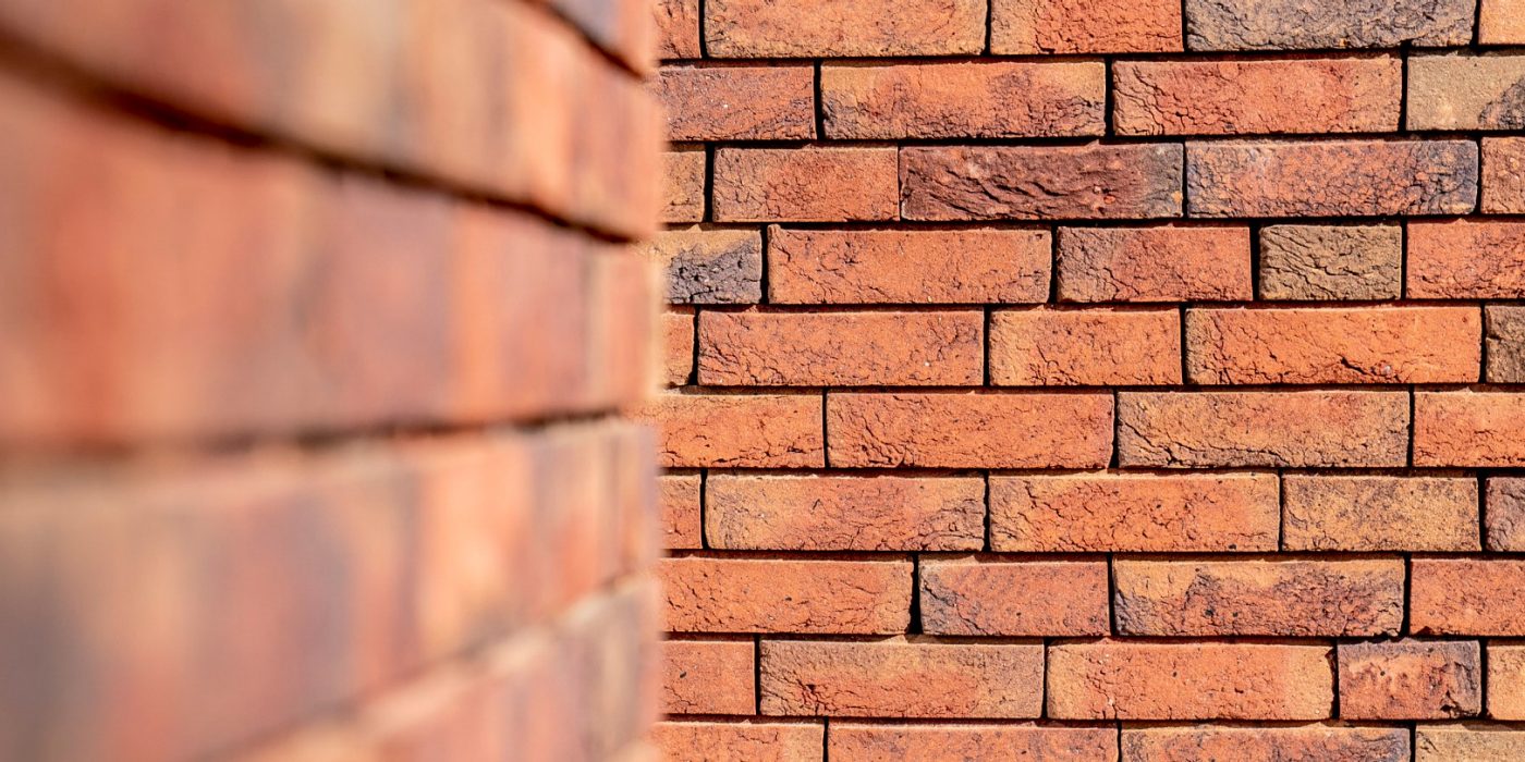 ClickBrick, het circulaire gevelsysteem door het droogstapelen van bakstenen.
