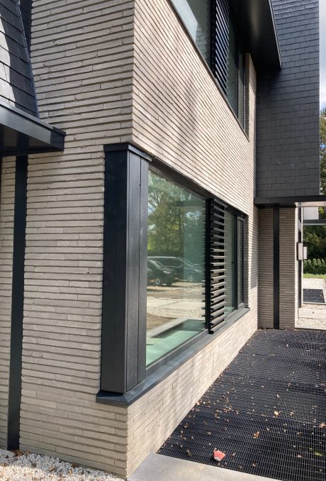 Nieuwbouw vrijstaande villa, Laren | Gevelbaksteen: Speciaal Grijs WS LF510