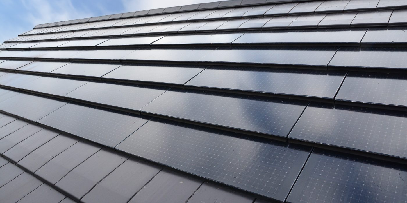 Mood image of the Wevolt X-Tile black